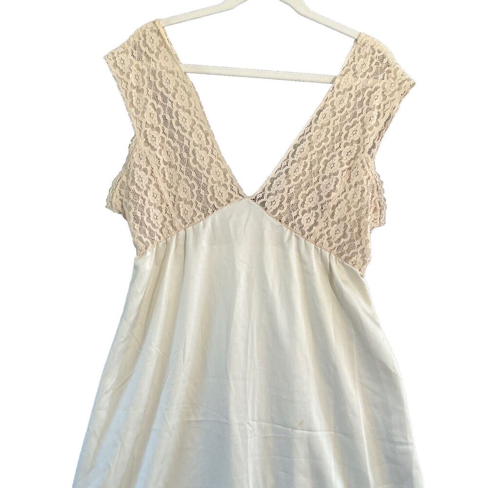 Intime of California Vintage Glam Sexy White Satin Nightgown Medium Fairy Liquid
